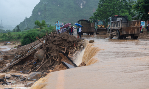 Heavy rain in northern mountains, many areas at risk of landslides