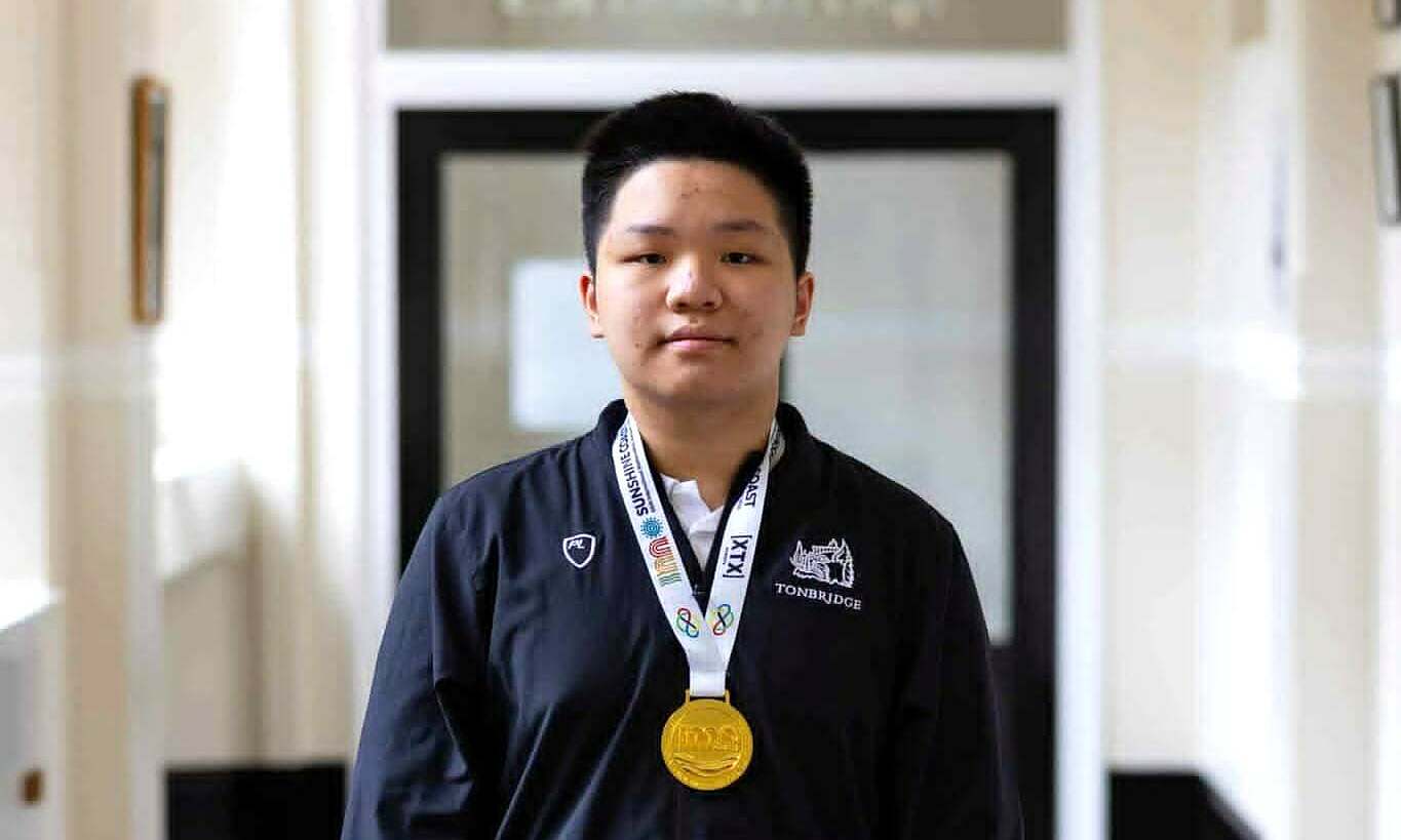 18-year-old student becomes 'legend' at International Mathematical Olympiad