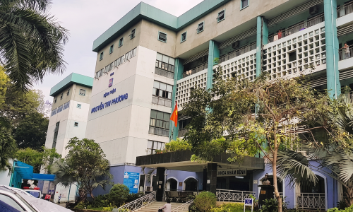 Hospital halts work with security guard after 'loud behavior, parking fee' complaints