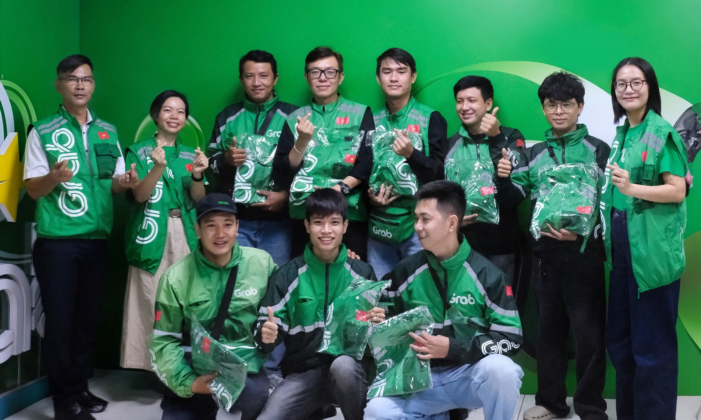 Grab gifts over 35,000 presents to driver-partners
