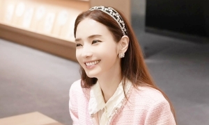 The 'korean barbie's' age-defying style