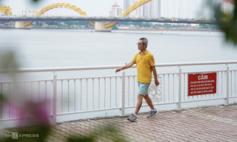 US doctor reveals 6 simple habits to extend lifespan