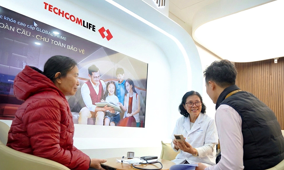 Vingroup sells 10% stake in insurance company to one mount group
