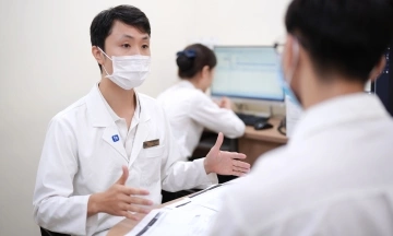Urine signs warning of kidney disease