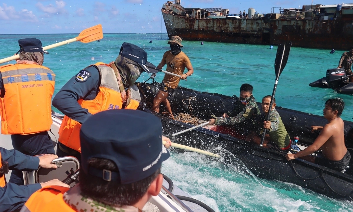 Vietnam calls on China, Philippines to exercise restraint in Bien Dong