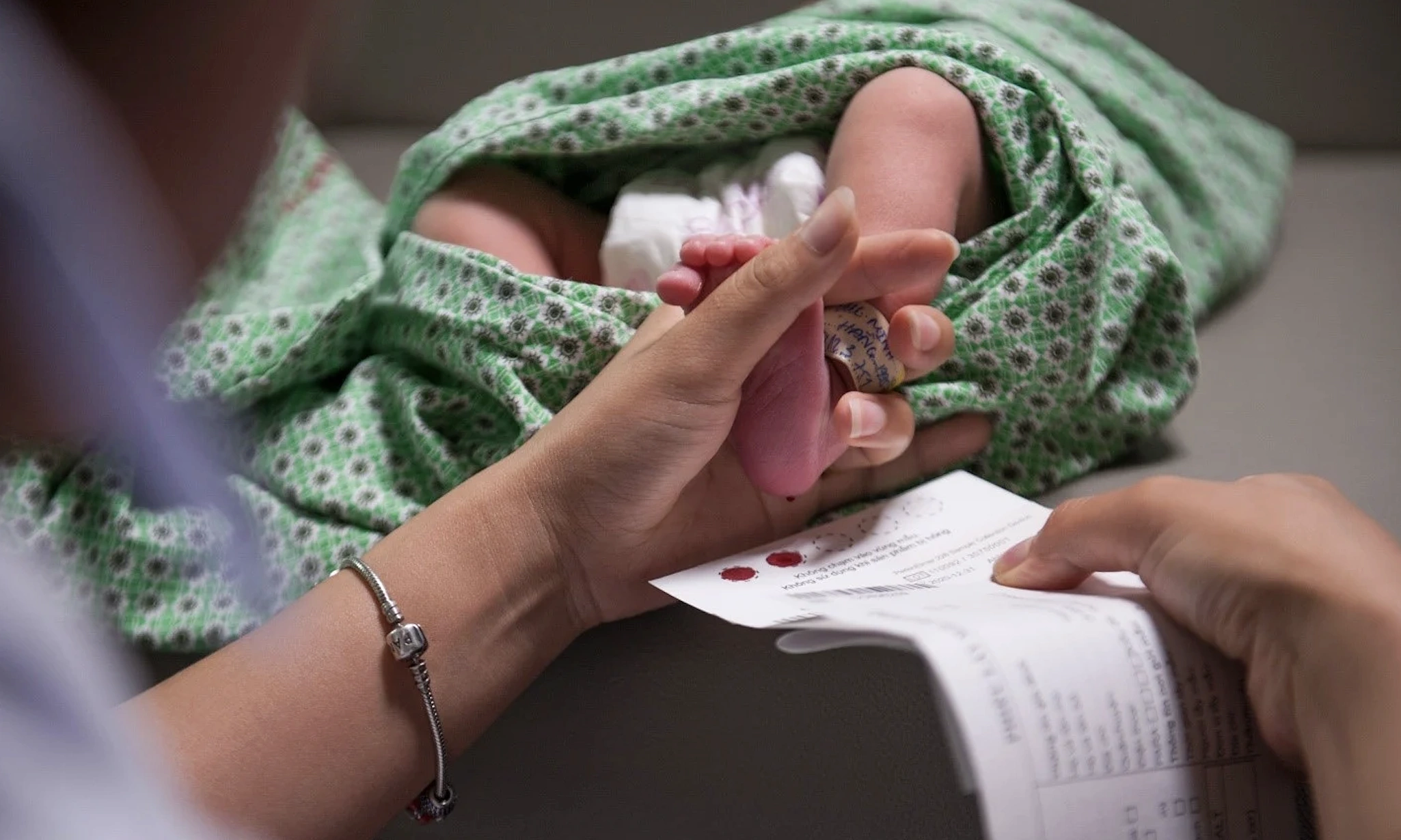 Why healthy parents have children with critical illnesses
