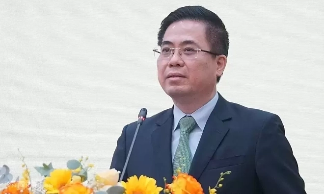 Quang Ngai chairman Nguyen Hoang Giang appointed deputy head of central policy and strategy committee