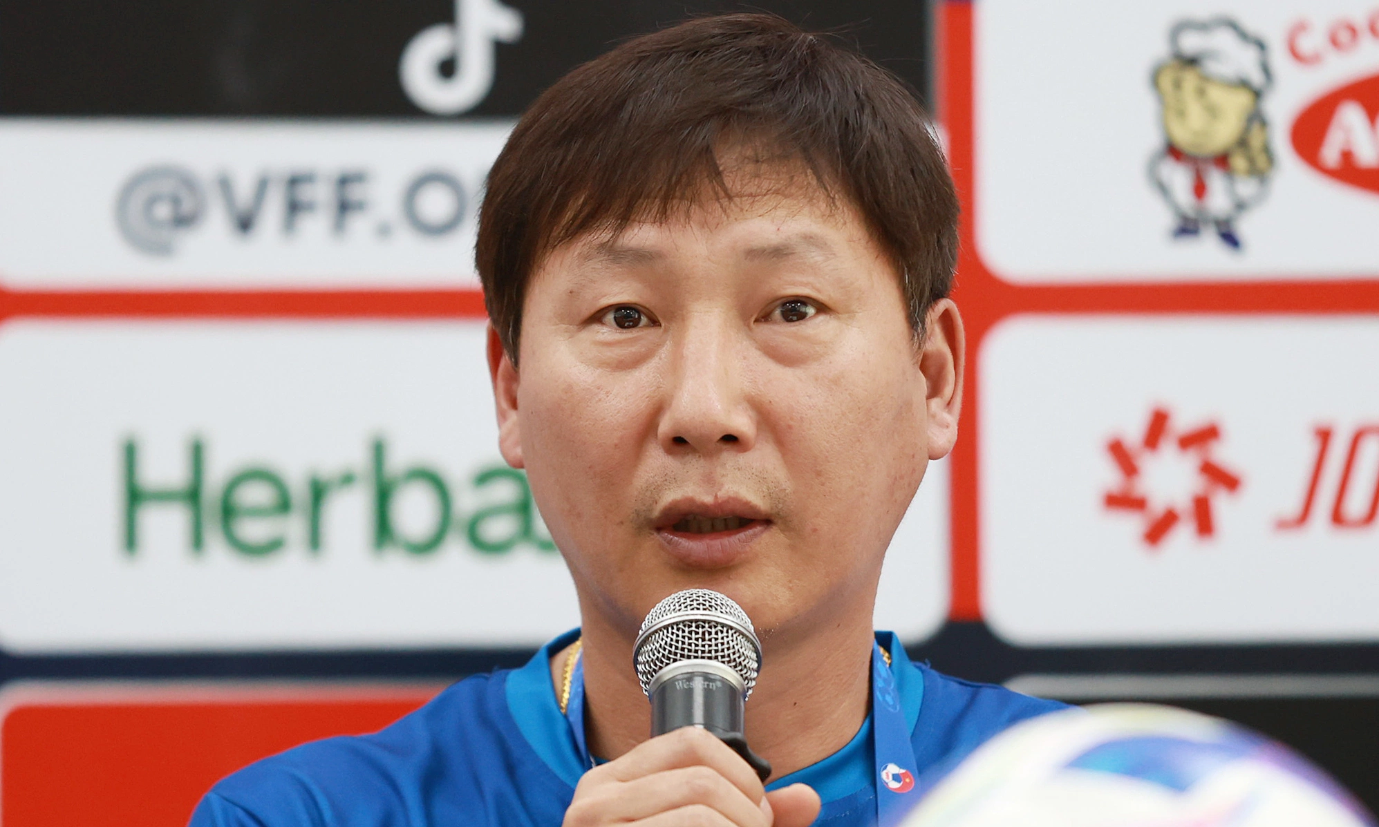 Coach Kim Sang-sik holds press conference before ASEAN Cup 2026 opening match