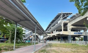 Ho Chi Minh City installs canopies connecting bus stops to metro stations