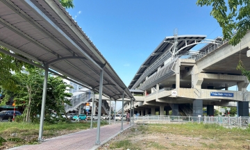 Ho Chi Minh City installs canopies connecting bus stops to metro stations