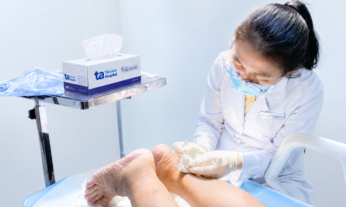 Diabetic foot tendonitis