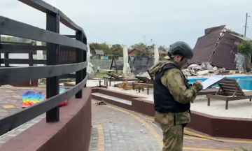 Russia, Ukraine accuse each other of attacking tourist area, delivery station
