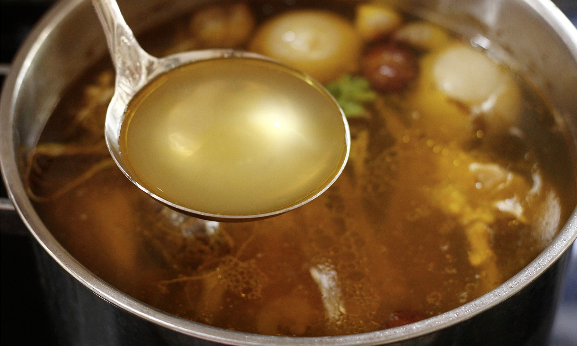 Three groups of people who should limit bone broth consumption