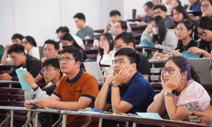 PhD students may face ban on working full-time during studies