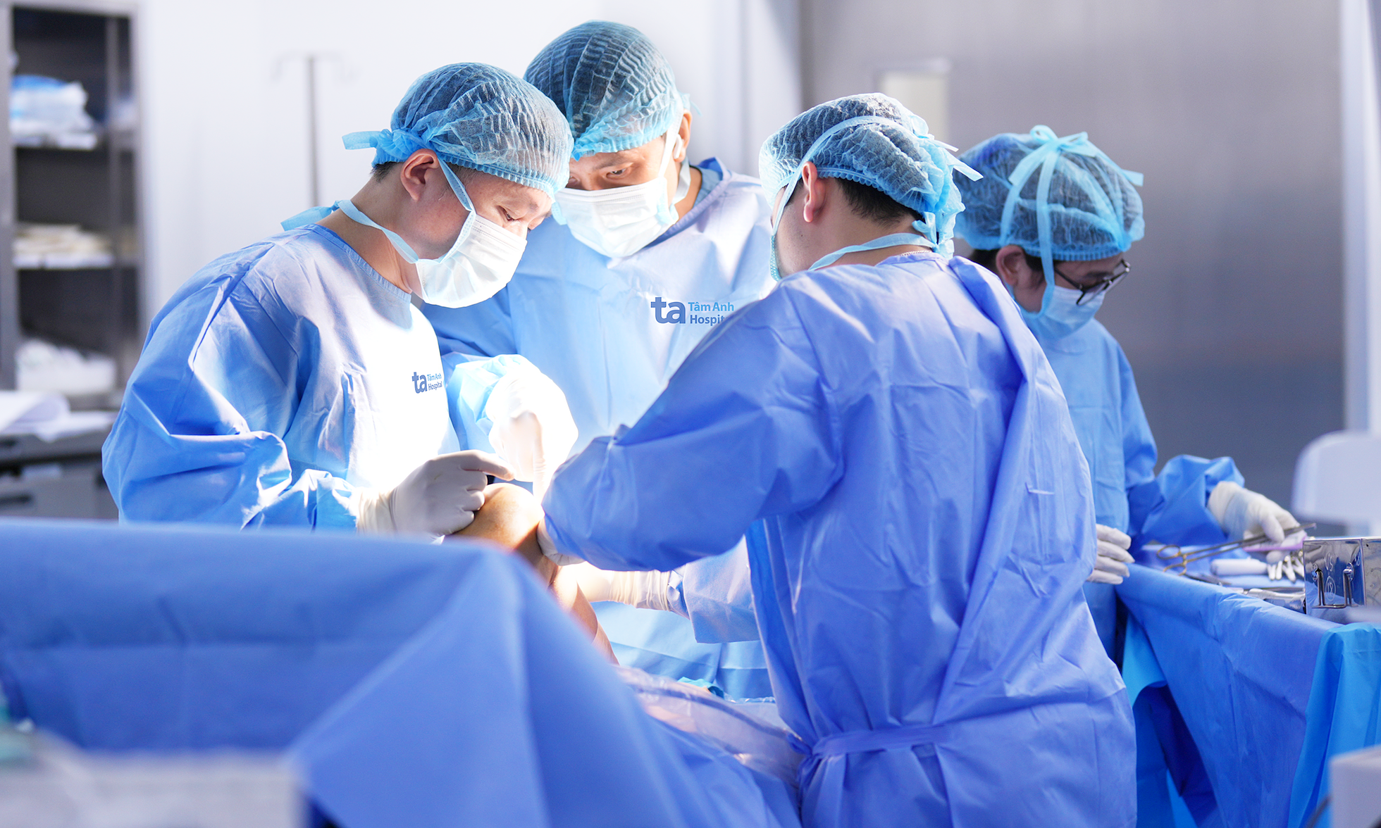 Does meniscus surgery affect height?