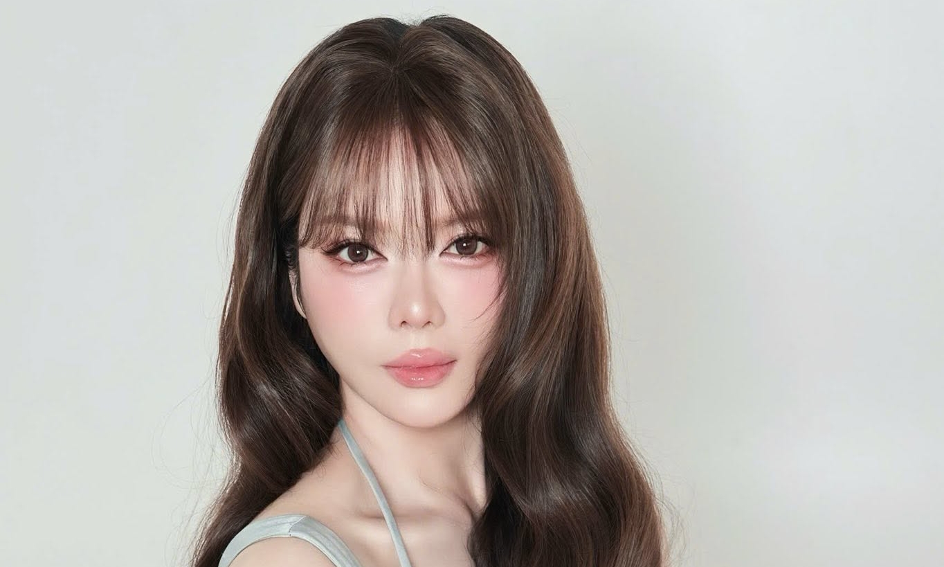 Style helps Ly Nha Ky look younger than her age