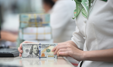 USD value surges