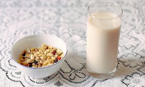 Common mistakes when giving milk to children