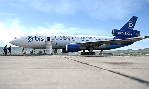 Orbis flying eye hospital returns to Da Nang