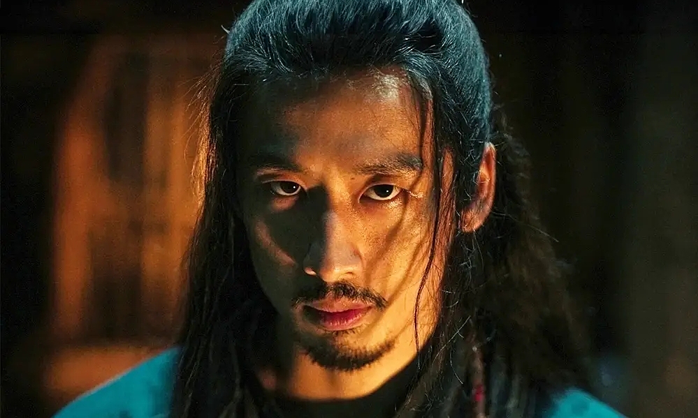 Tuan Tran suffers ligament tear while filming action scene