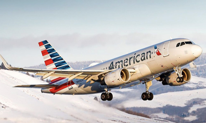 Strange oven smell causes flight attendants to suffer gas poisoning mid-flight