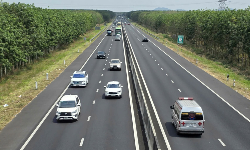 Civilized traffic: no need to overtake