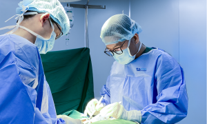 From Australia to Vietnam for parotid gland tumor surgery