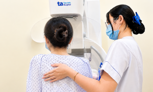 Breast nodule progresses to cancer