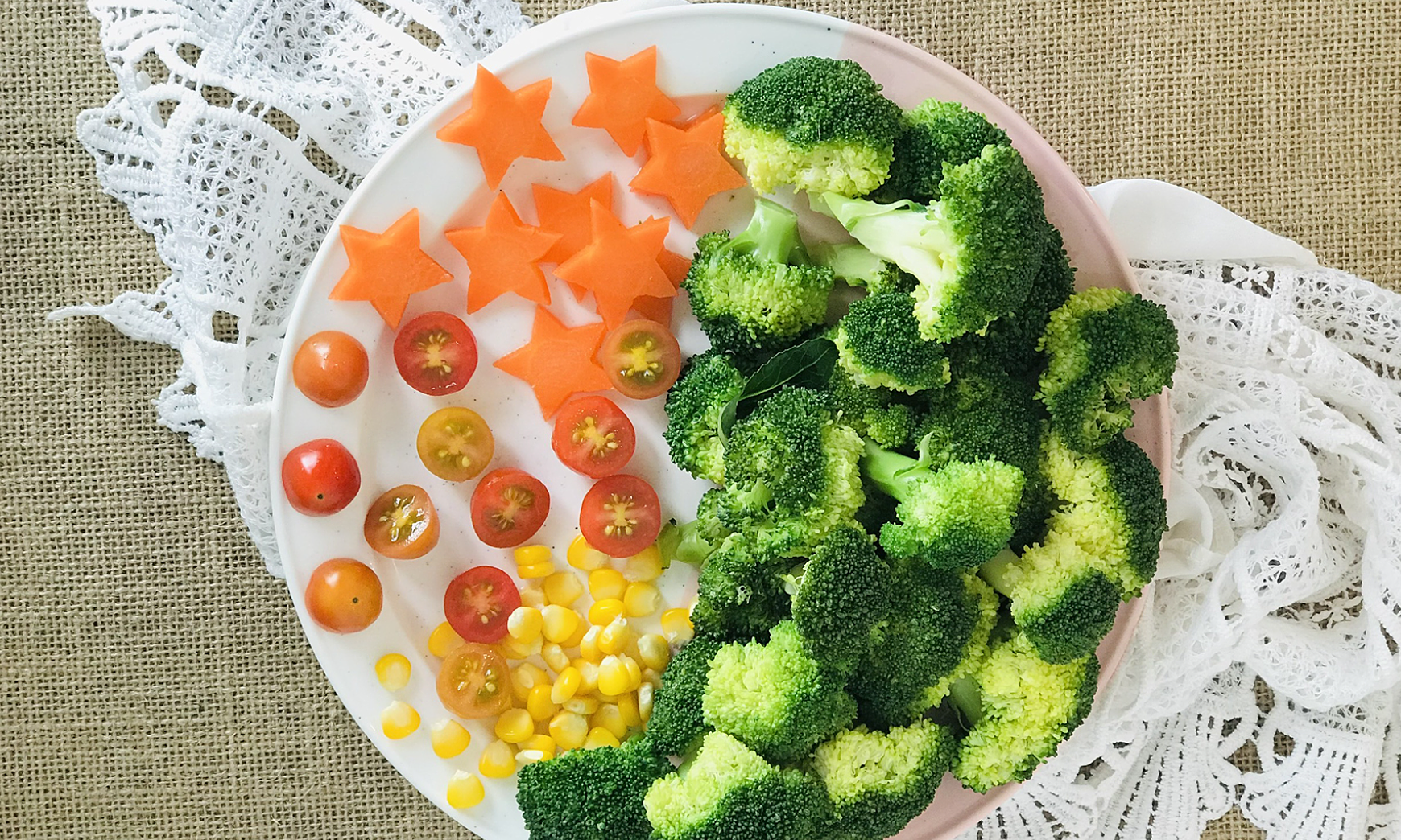 Is eating carrots or drinking juice better for your eyes?