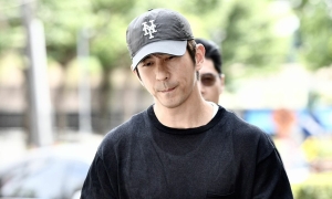 Jia Jingwen's husband faces court