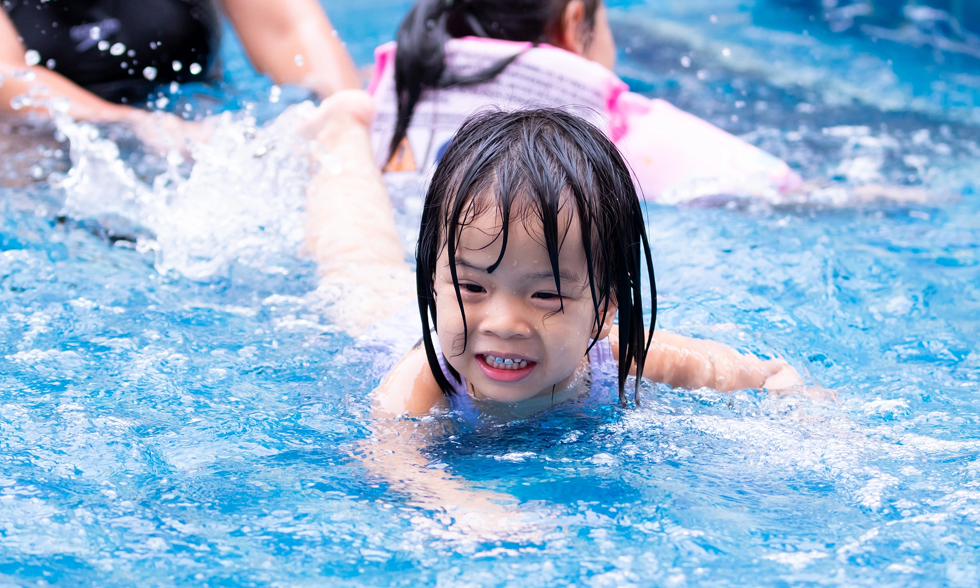 Can you go swimming with diarrhea?