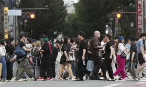 Japan's population reaches 42-year record low