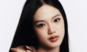 The 18-year-old beauty of Christy Chung's daughter