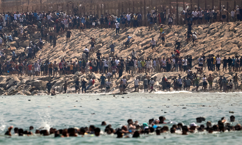 Spain's border 'collapses' under torrent of migrants