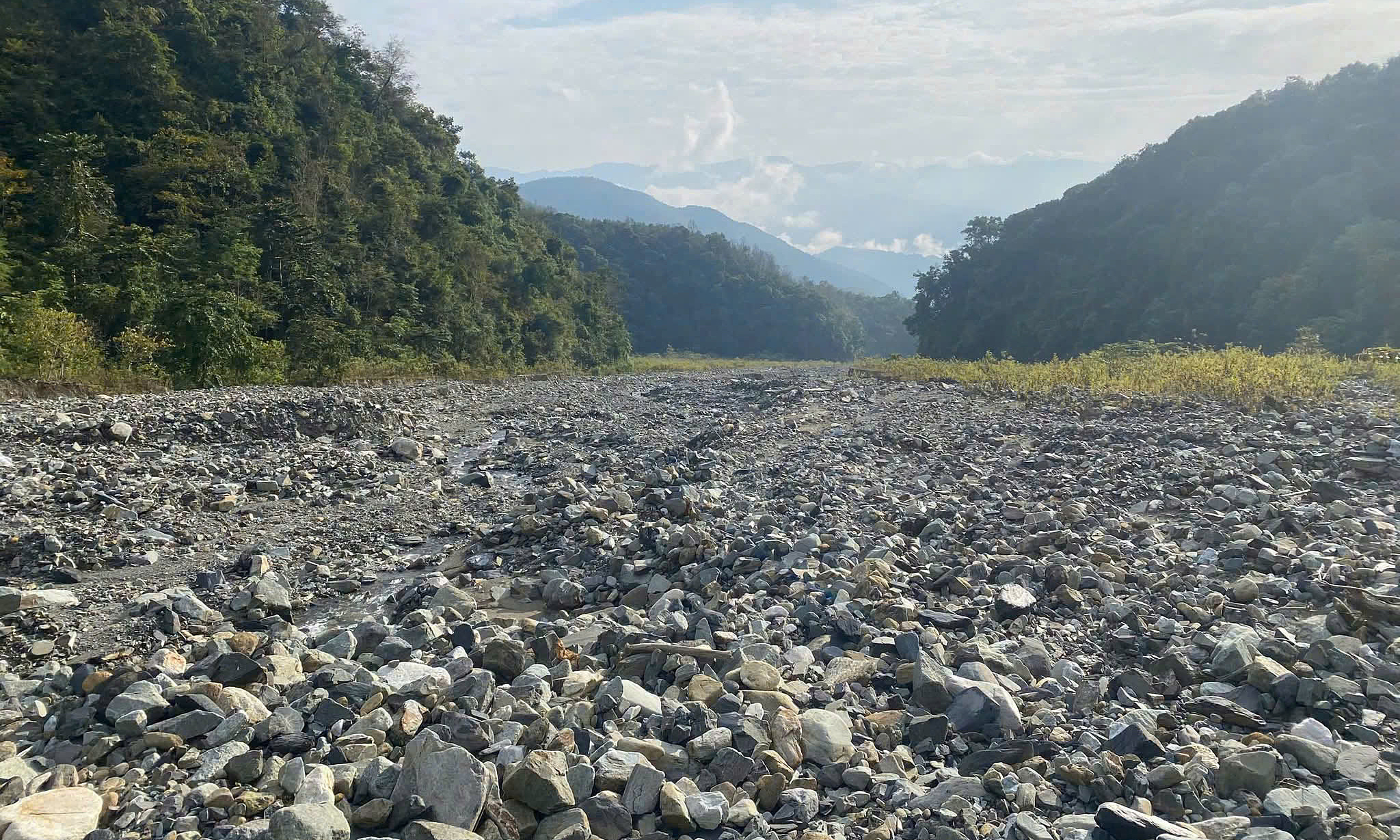 Discovery of a 10 km "rock dragon" proposed as Lai Chau tourist destination