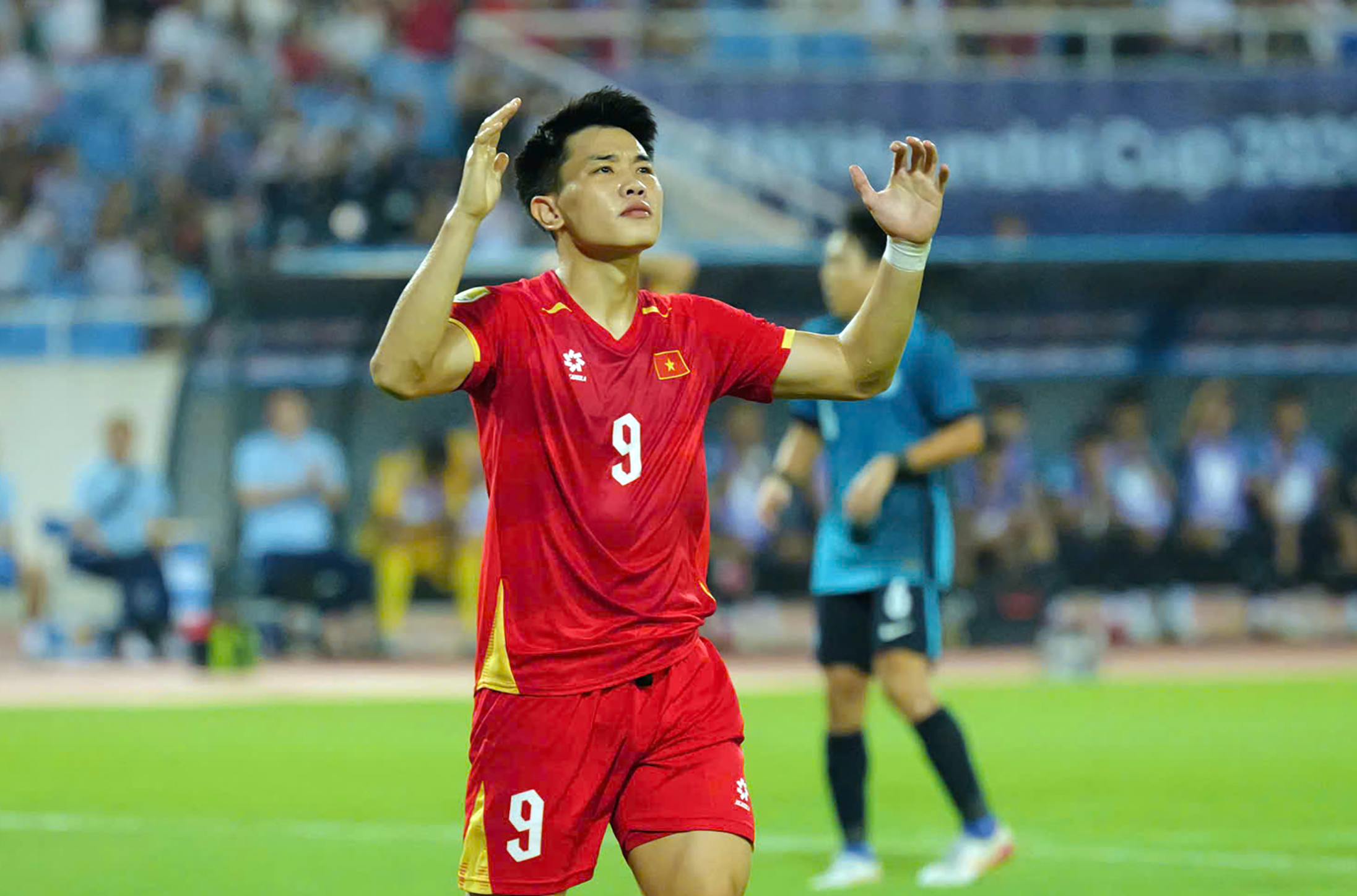 Dinh Bac: 'Football cannot always be smooth sailing'