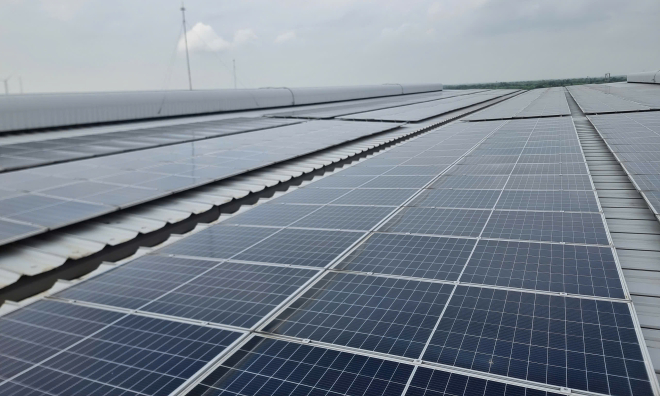 Northern businesses boost rooftop solar power installation