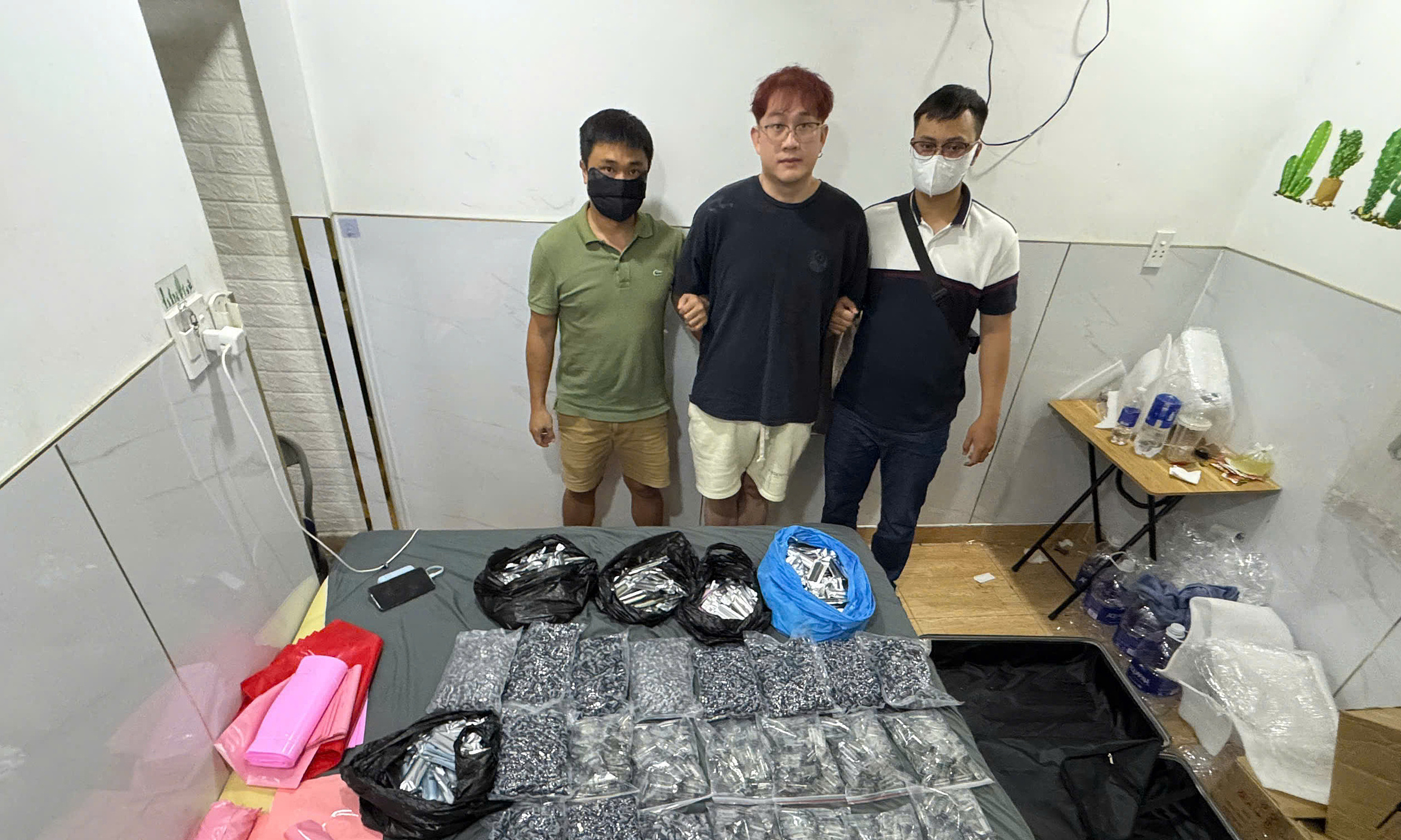 10 Foreign Nationals Arrested in Ho Chi Minh City Drug Ring