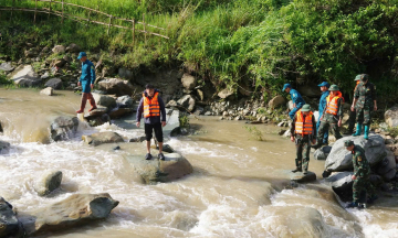 Three children dead from flash flood in Son La