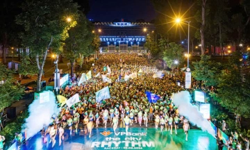 Over 10,500 runners compete at VPBank Ho Chi Minh City Music Half Marathon