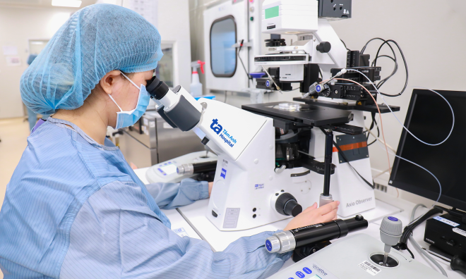 Husband and wife both face infertility
