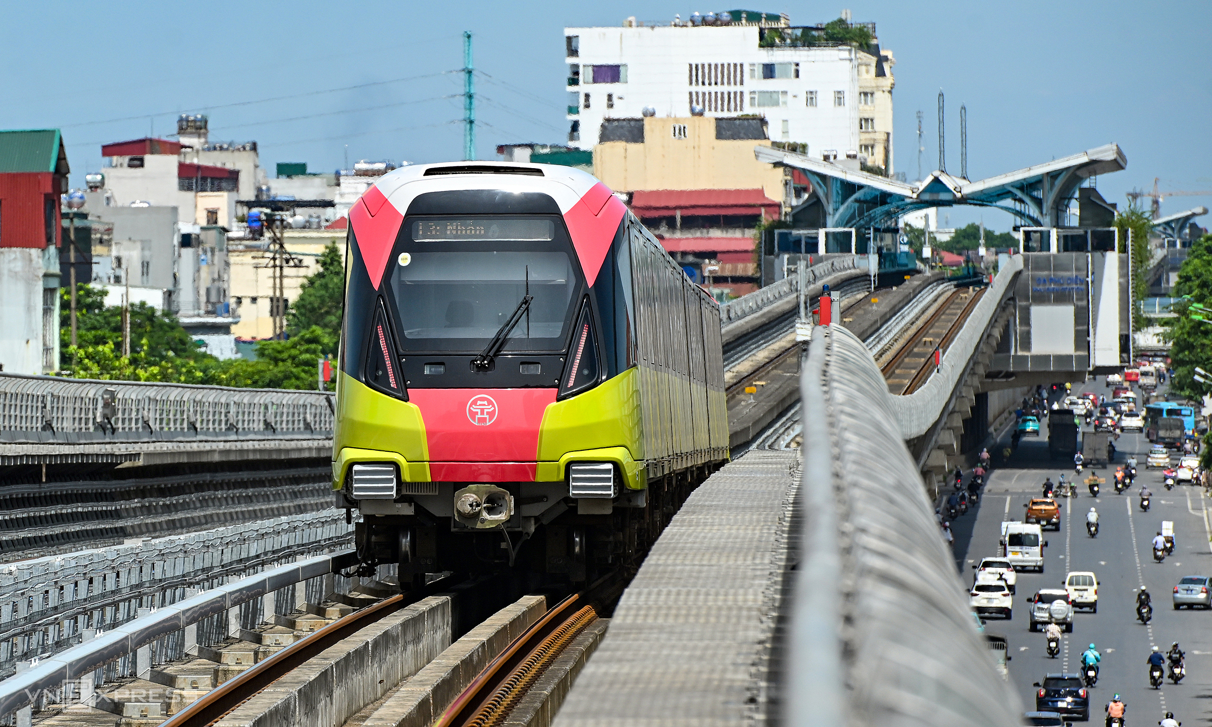 Hanoi Metro records unprecedented profit in first half of year