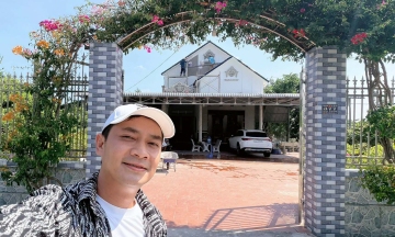 Minh Luan builds a 300 square meter house for his parents