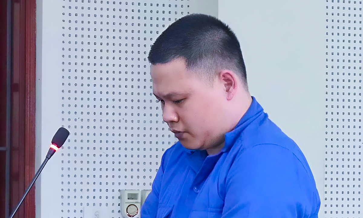 Assaulting a friend over 350 million VND debt