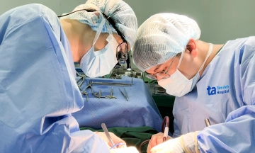 Elderly man suffers seven rib fractures after accident