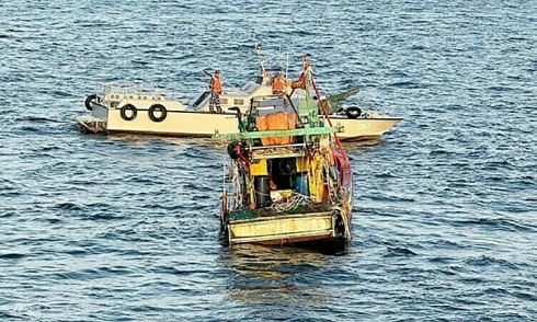 Two individuals fall into sea off Phu Quoc