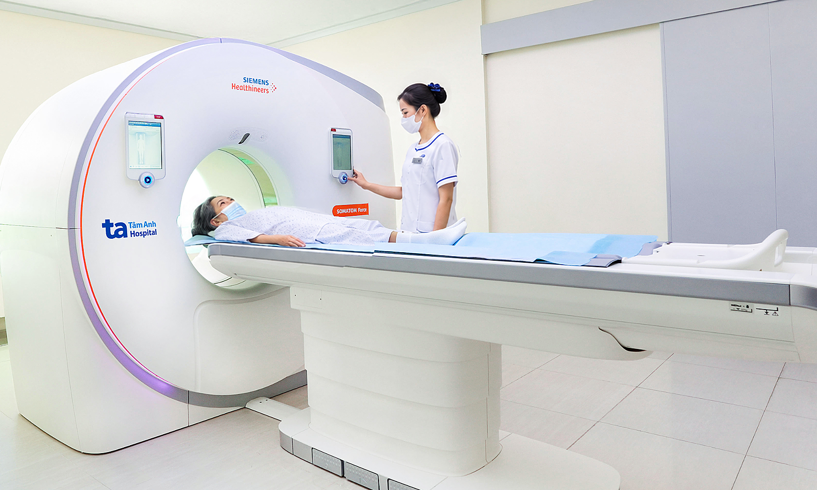 Bone destruction, vertebral collapse reveal lung cancer
