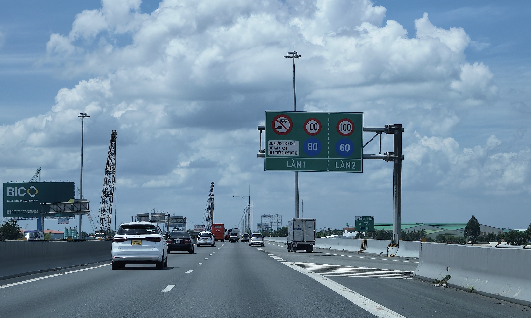 Proposal for left lane only for passing: how to drive correctly