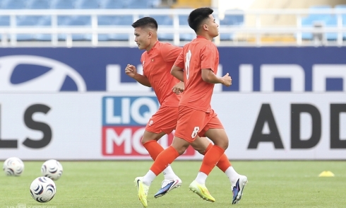 Vietnam missing three naturalized players before Cambodia match