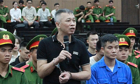 Hanoi karaoke owner earned 6,1 billion dong from organizing drug-fueled parties